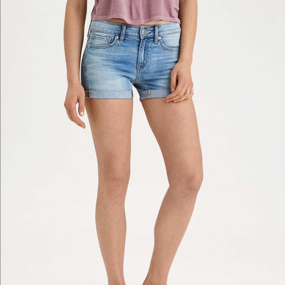 AEO Super Stretch Light Wash Midi Denim Shorts